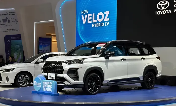 Menjelajah Keunggulan Toyota Veloz Hybrid: MPV Keluarga Paling Efisien dan Modern